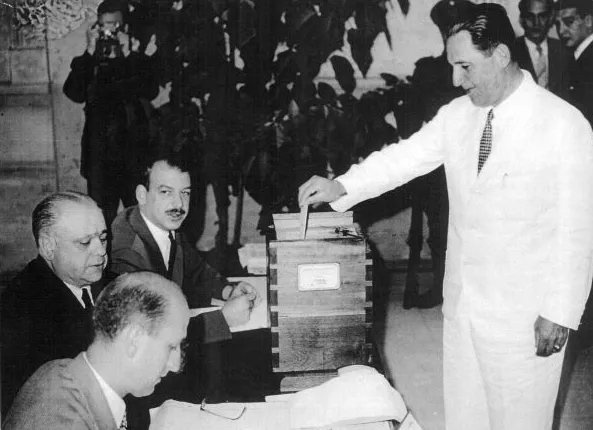 peron votando